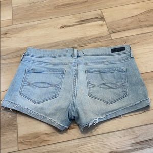 Abercrombie shorts low rise cut off light denim 27